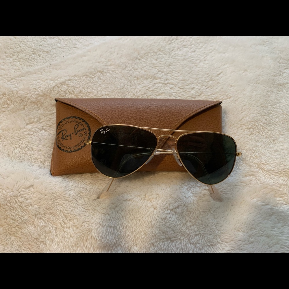 Black and Gold Women’s Ray Bans